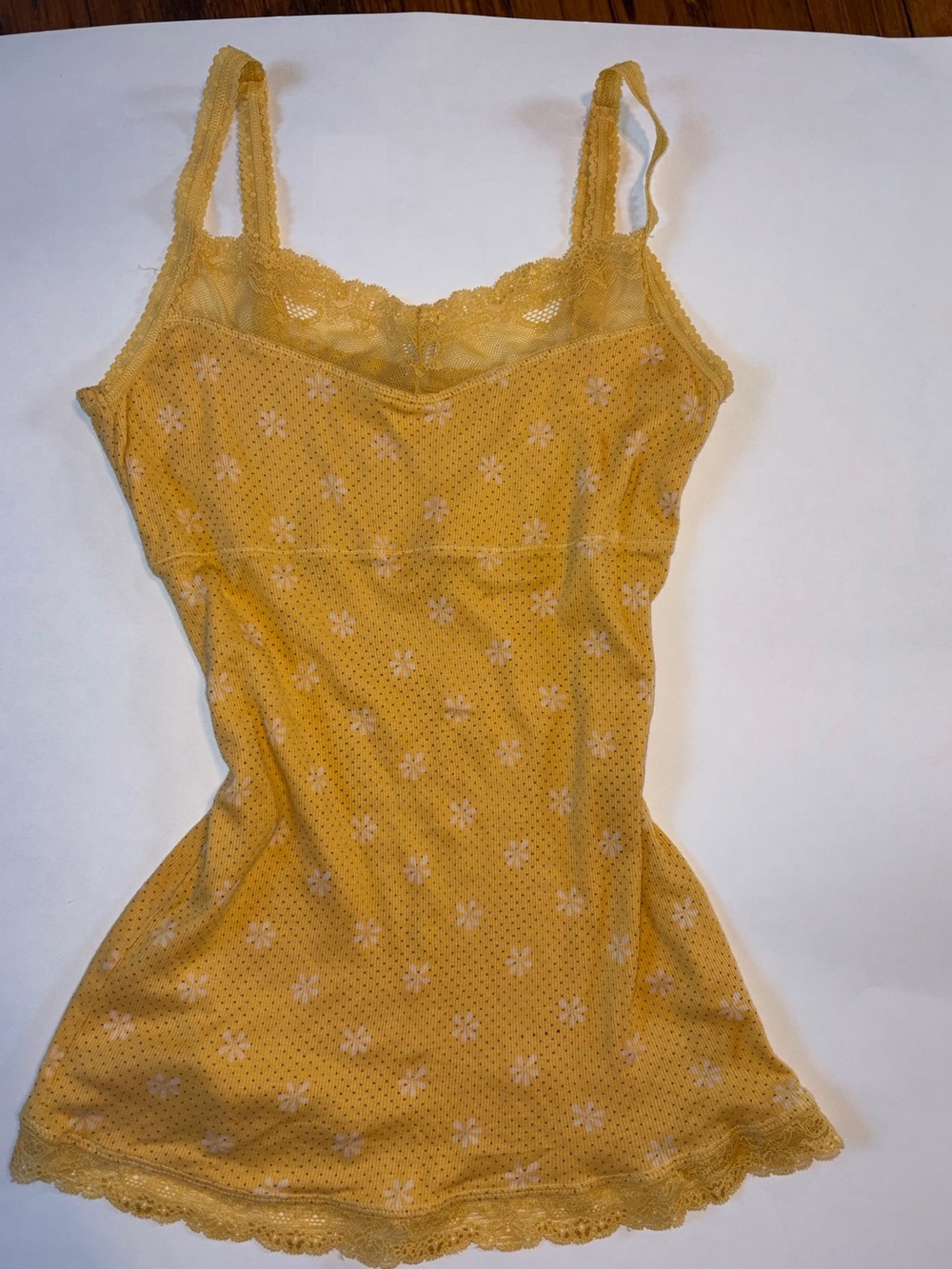 Y2K Women's Yellow Lace-Trim Cami Old Navy